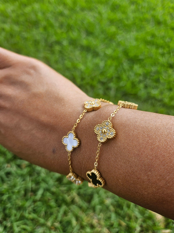 18K Gold Plated Black/White Clover Bundle